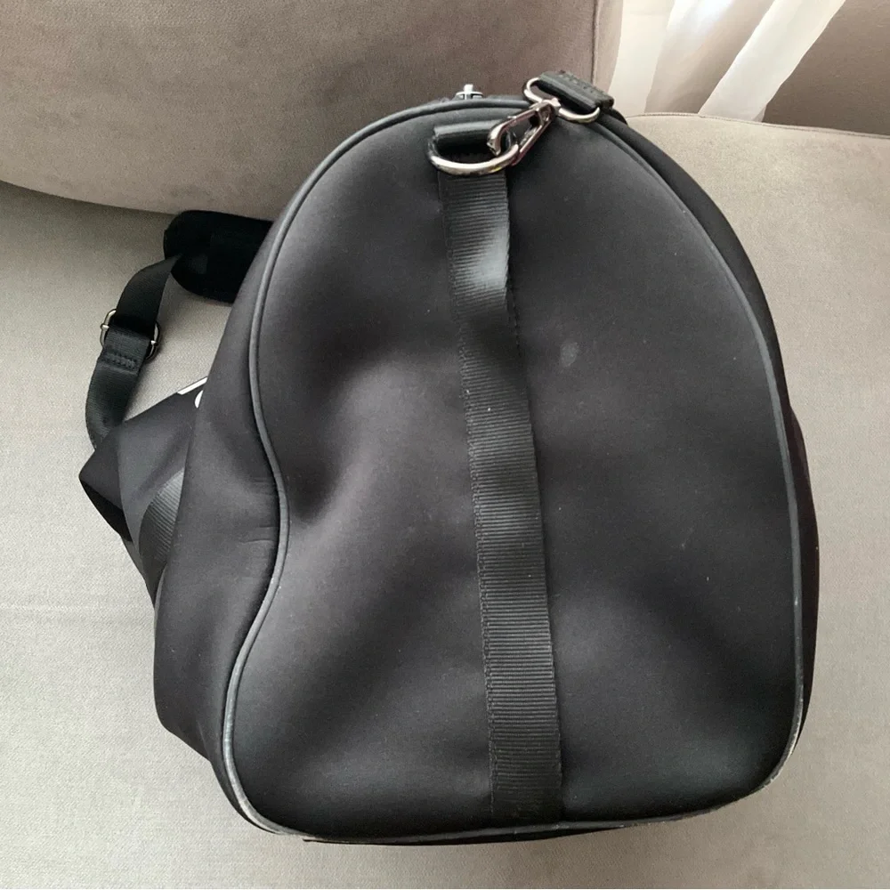 Alo Yoga Traverse Duffle Black/Silver